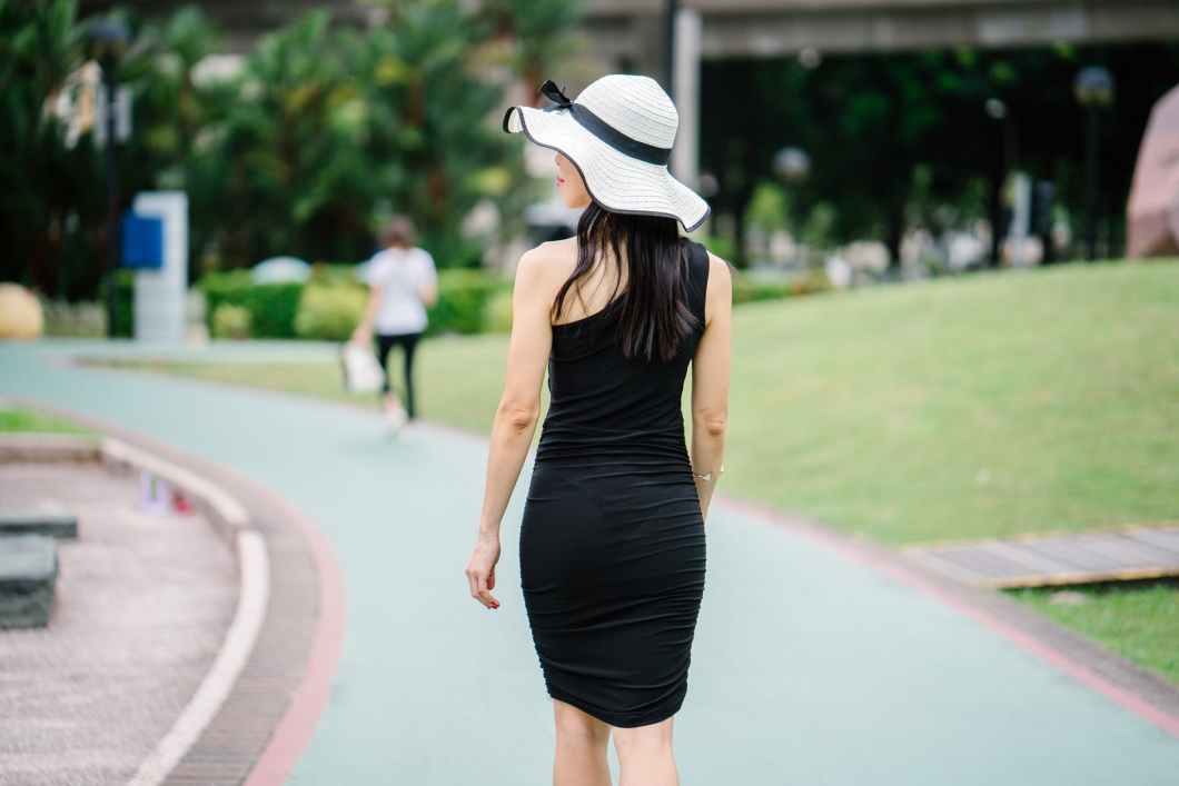 woman walking outdoor